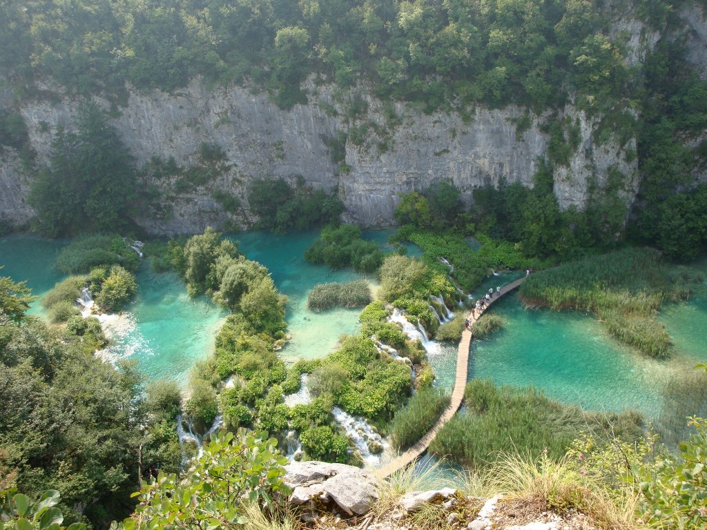 A GUIDE ON HOW TO GET TO PLITVICE AND ENJOY THE BEST PARK IN&nbsp;CROATIA