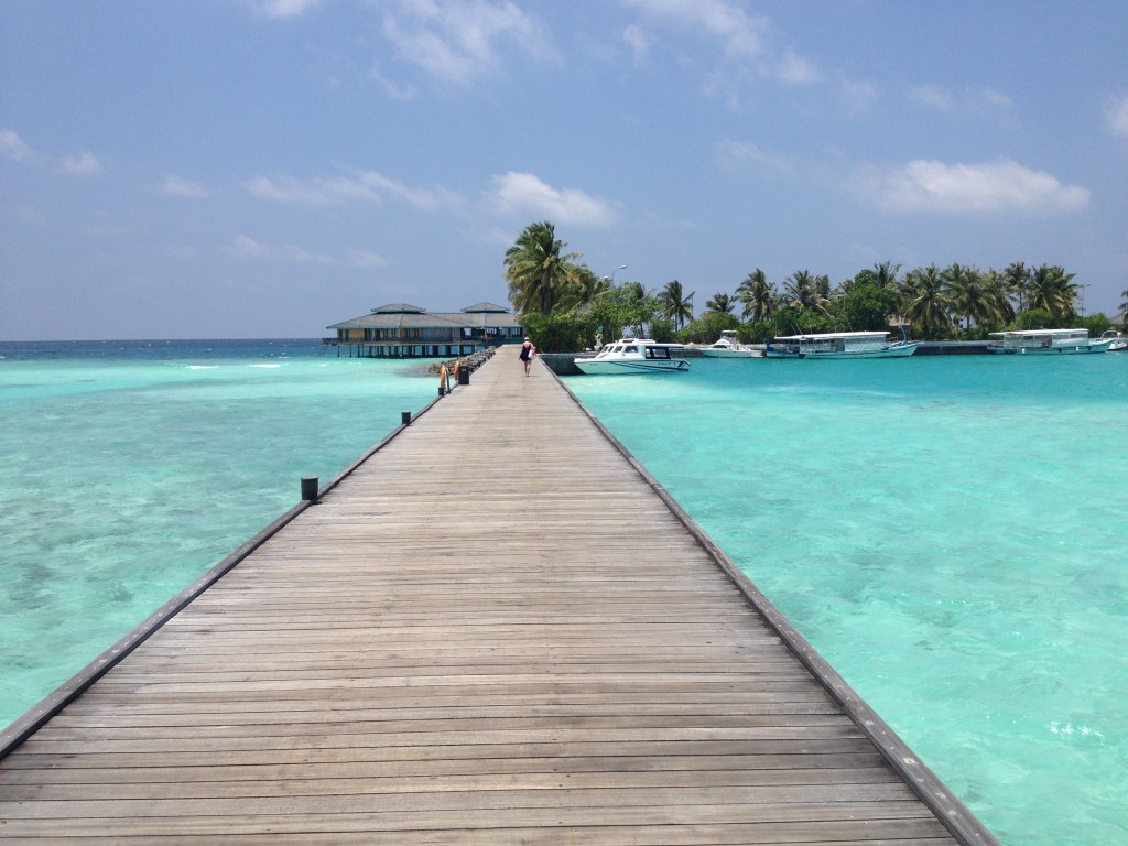 THE ULTIMATE MALDIVES TRAVEL GUIDE TO PLAN A DREAM&nbsp;TRIP